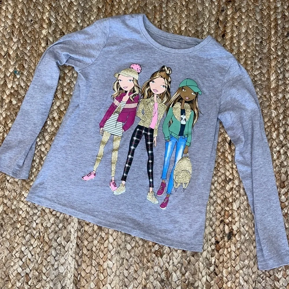 Children’s place my scene/ bratz dolls  grey long sleeve  tee